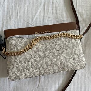 Cream Michael Kors Crossbody Bag
